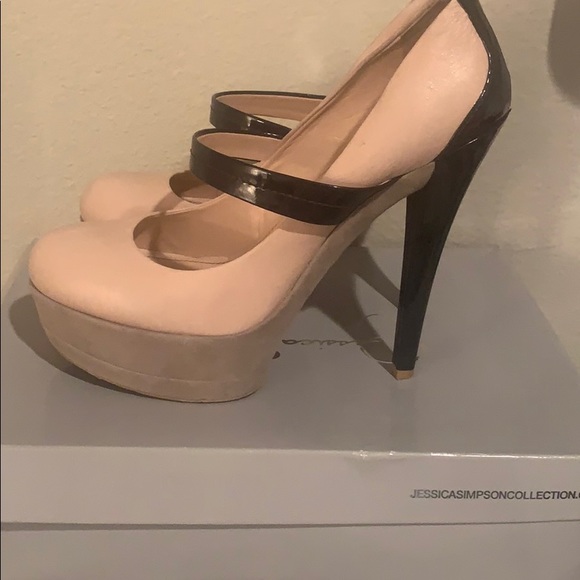 Pumps - Picture 3 of 3